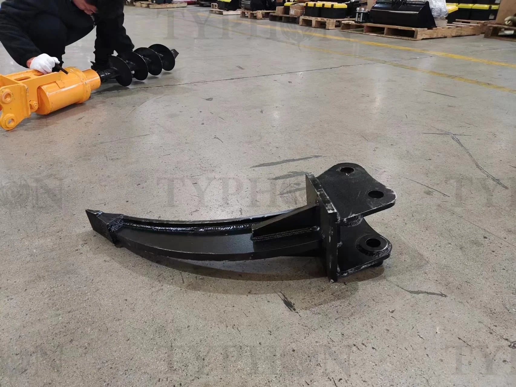 2.5 Ton Mini Excavator Attachment Ripper Single Shank TYPHON Digger Attachment