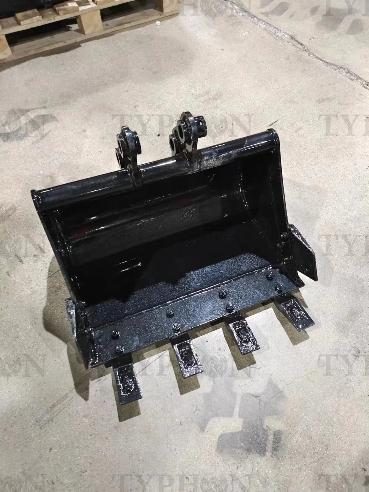 2-3.5 Ton Mini Excavator Attachment 600mm Teeth Bucket Trenching Buckets 23 inch