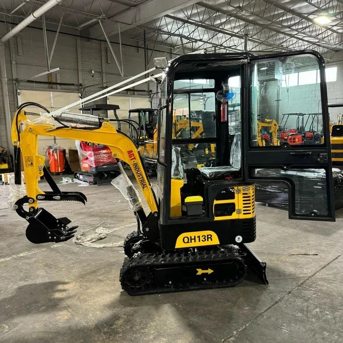 AGT QH13R 1‑Ton Gasoline Mini Excavator with Enclosed Cab