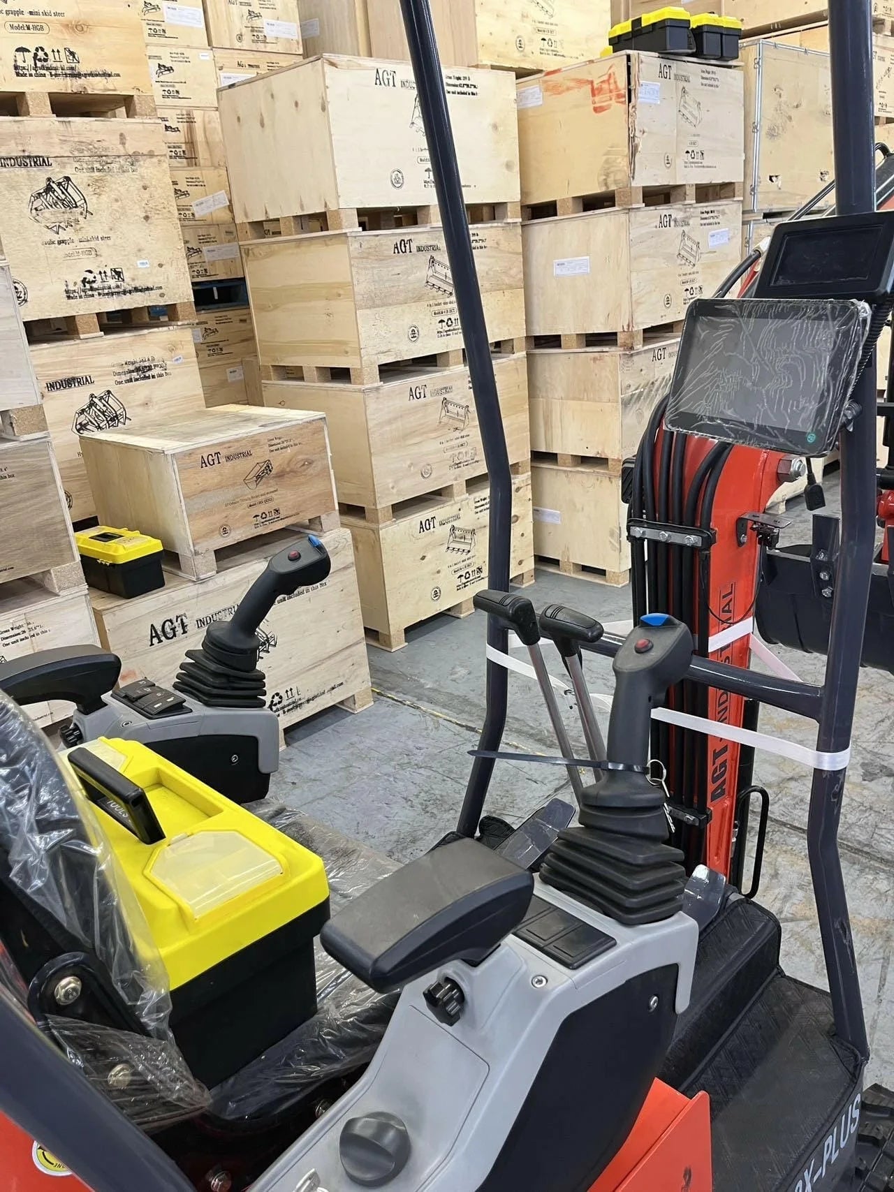 AGT DM12X-C PLUS Mini Excavator – Two-Speed, Pilot Control, Hydraulic Cooler, Swing Boom by Bidadoo