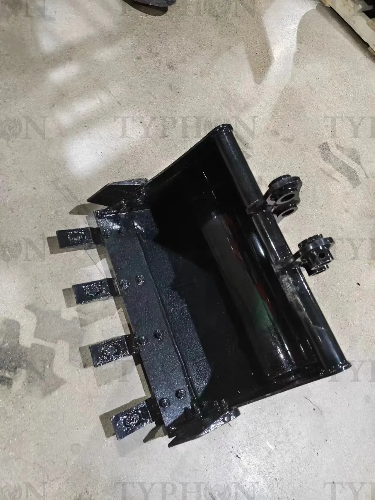 2-3.5 Ton Mini Excavator Attachment 600mm Teeth Bucket Trenching Buckets 23 inch