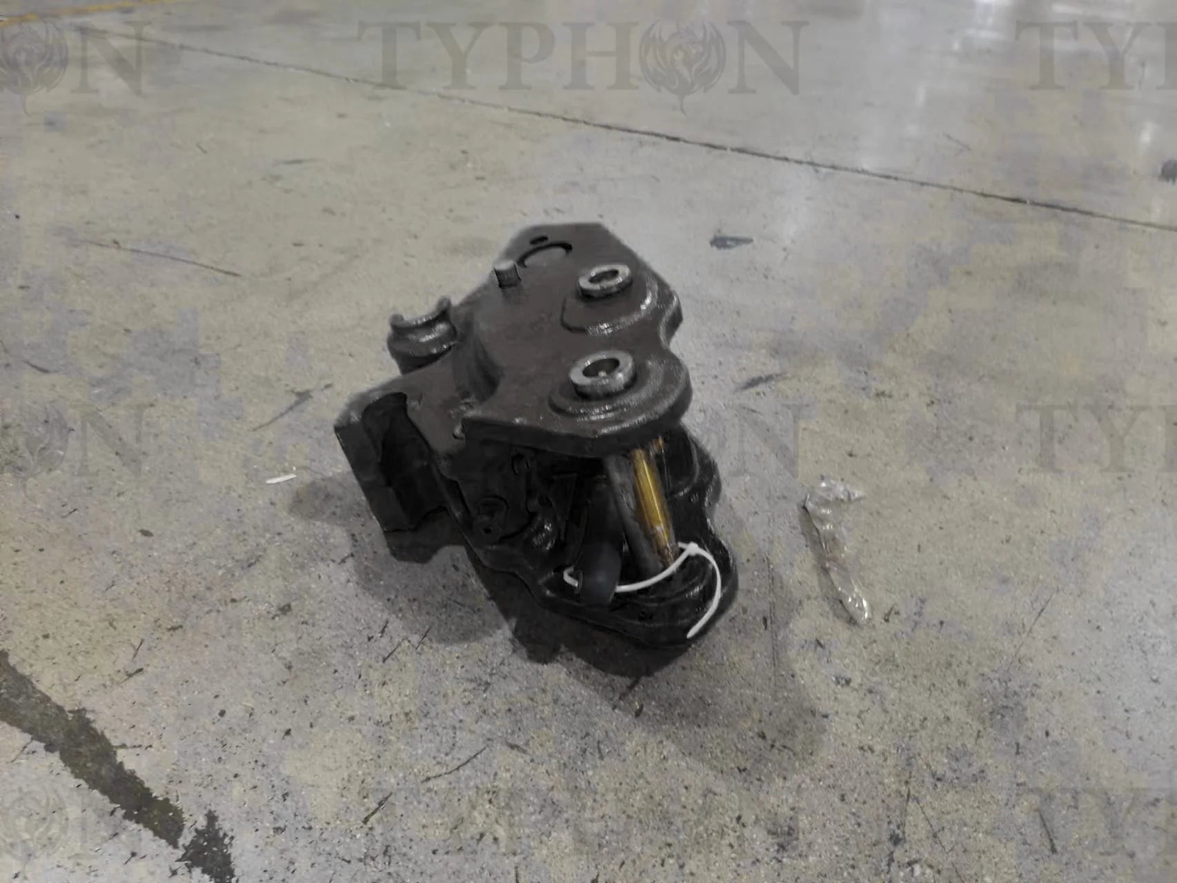 TYPHON 2.5 Ton Mini Excavator Attachment Mechanical Quick Hitch Quick Coupler