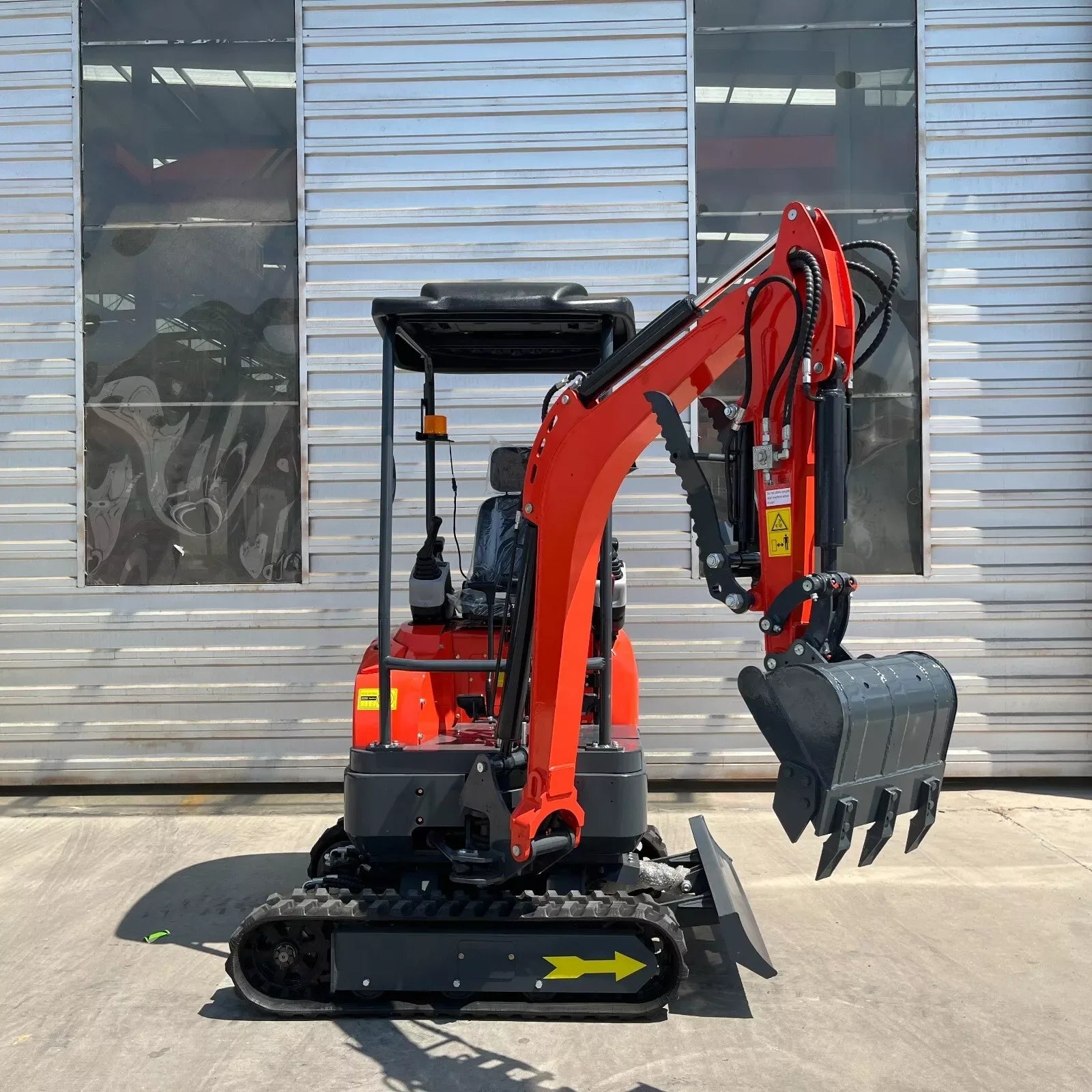 2025 2-Ton Mini Excavator – Kubota D902 Diesel Engine | EPA Certified