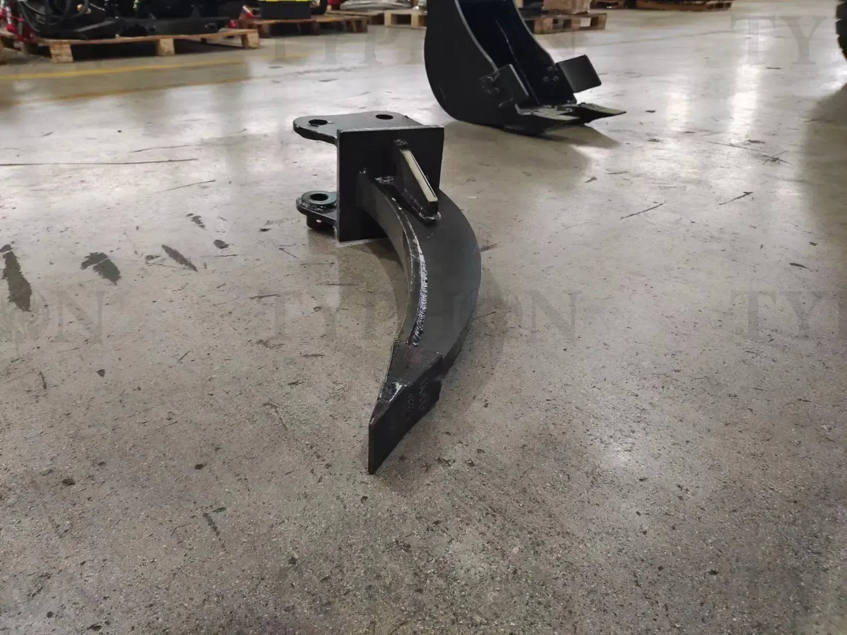 2.5 Ton Mini Excavator Attachment Ripper Single Shank TYPHON Digger Attachment