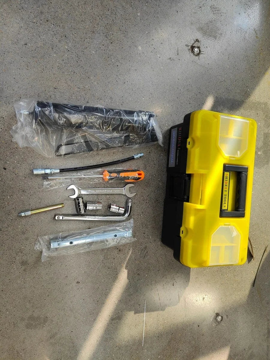 AGT QH12 1-Ton Mini Excavator – 13.5 HP Briggs & Stratton Engine by Bidadoo