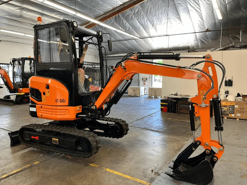 6000lb AGT Mini Excavator with Swing Boom and Hydraulic System by Bidadoo