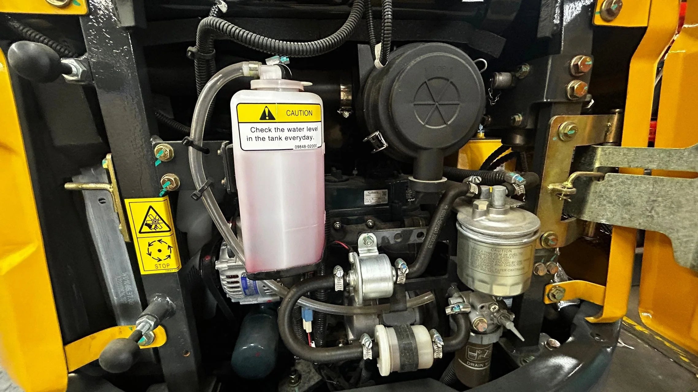 AGT Shantui 1.8-Ton Mini Excavator with Kubota Engine and Swing Boom by Bidadoo