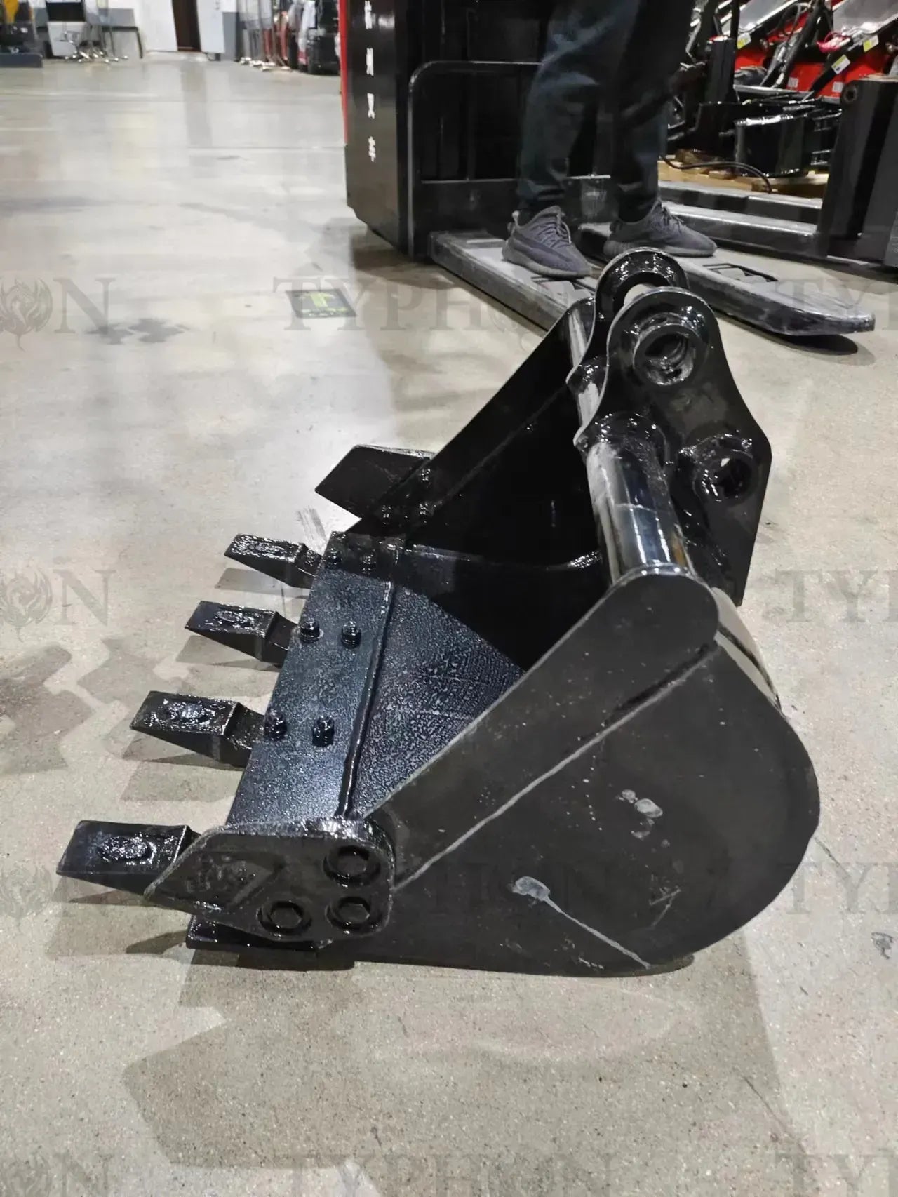 2-3.5 Ton Mini Excavator Attachment 600mm Teeth Bucket Trenching Buckets 23 inch