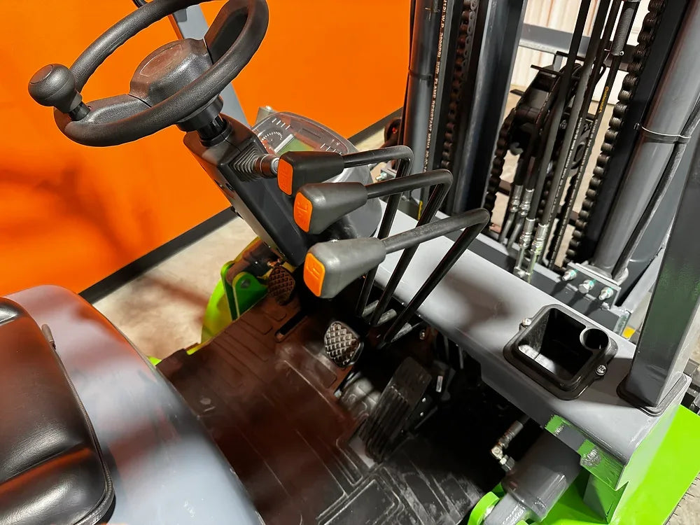 KYMRON® ZXL140 Forklift 15,000lbs lifting Cummins Diesel